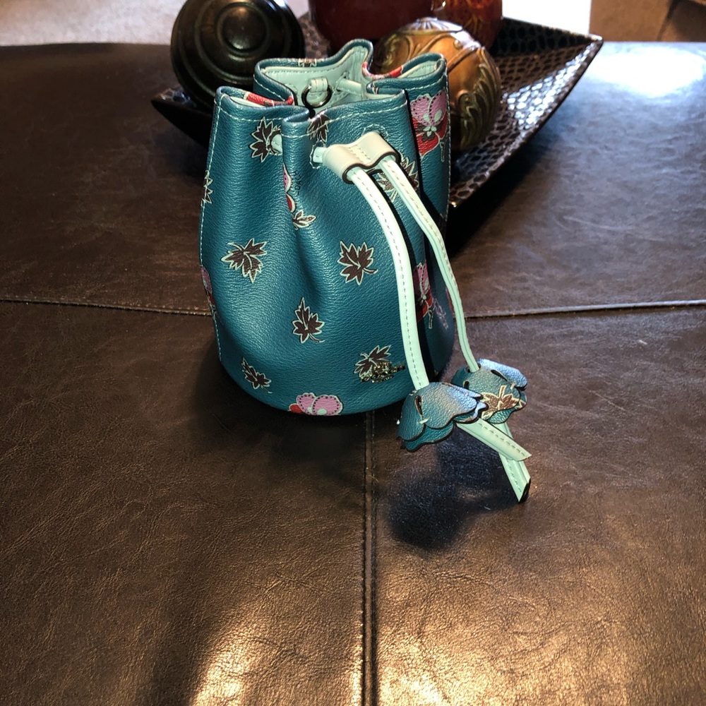 💐🌺💐Cute small drawstring satchel bag💐🌺🌸